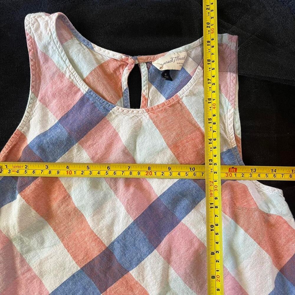 Universal Thread Multicolor Plaid Keyhole Tank - Picture 3 of 3